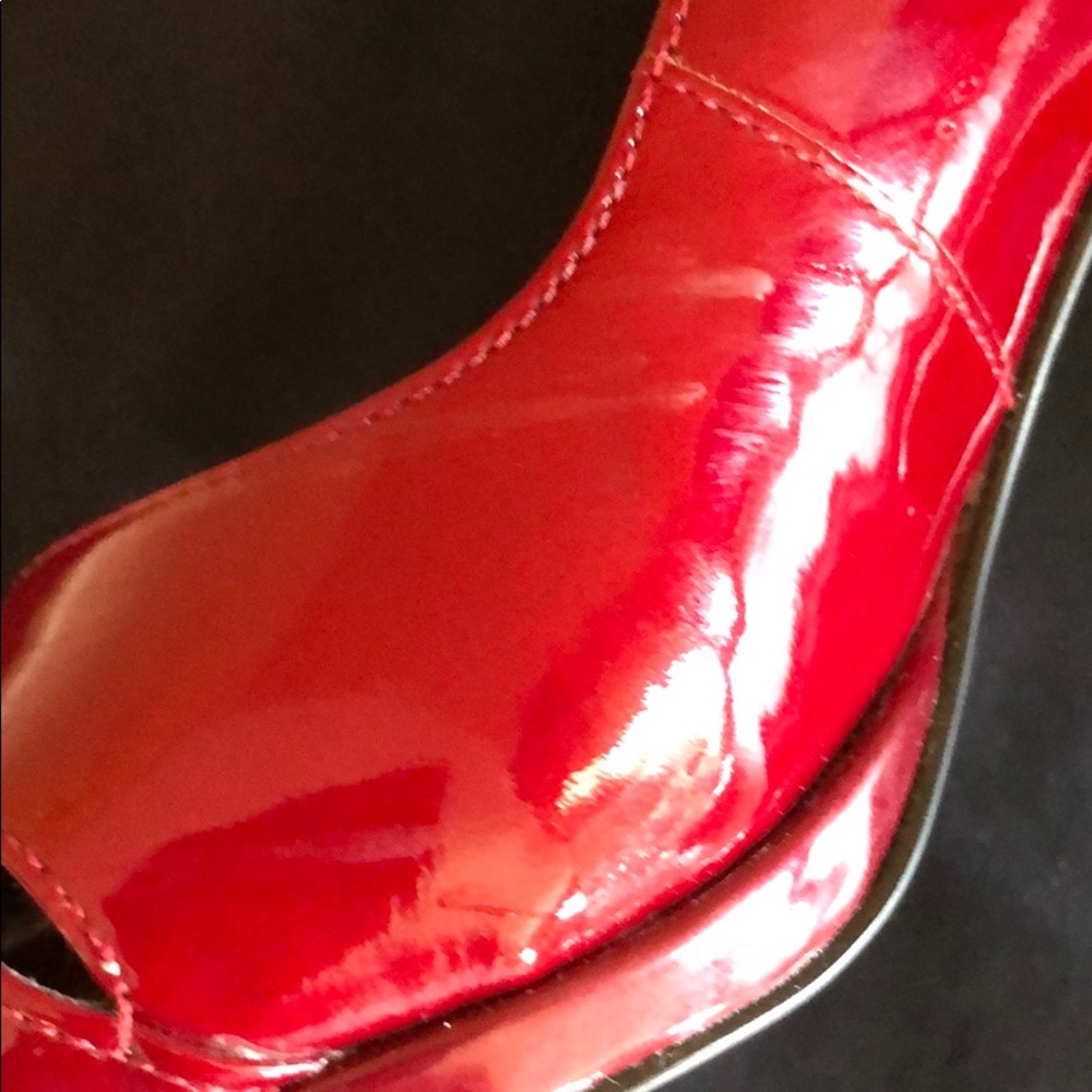 Anne Klein Dark Red Patent Leather Sandals, Sz 7 - Picture 8 of 8
